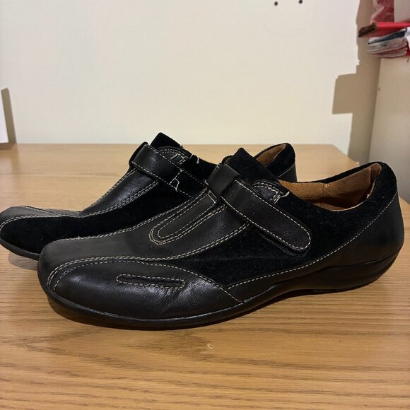 Natural Soul by Naturalizer Black Leather Loafers - Women's 9 - Picture 1 of 9